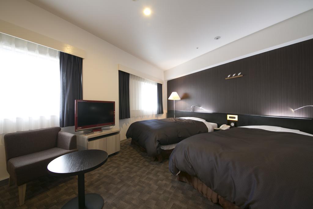 Shin Osaka Washington Hotel Plaza Екстер'єр фото